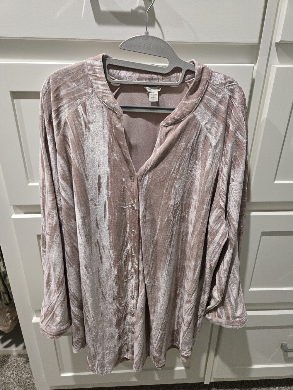 Velvet Button-Front Blouse in Dusty Rose